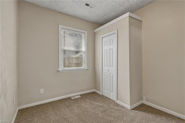 Building Photo - 720 Forbes St