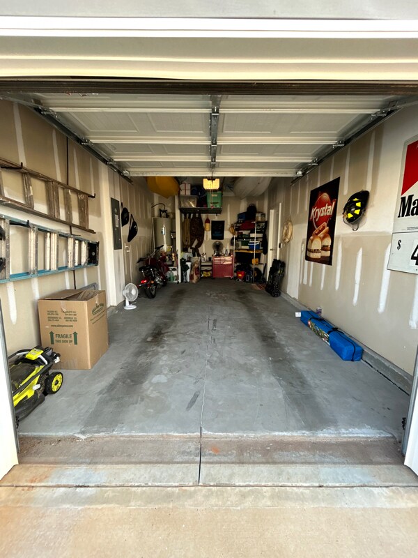 Building Photo - 125 Sunriff CT