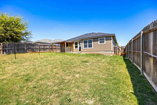 Building Photo - 2207 Stoneham Ct