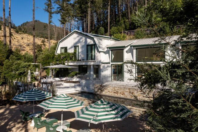 Building Photo - 822 Adobe Canyon Rd