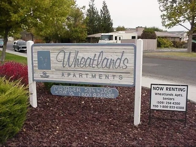 Building Photo - 661 S Burke Ave