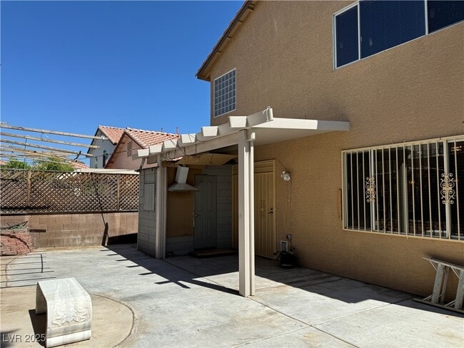 Building Photo - 9480 W Cherokee Ave