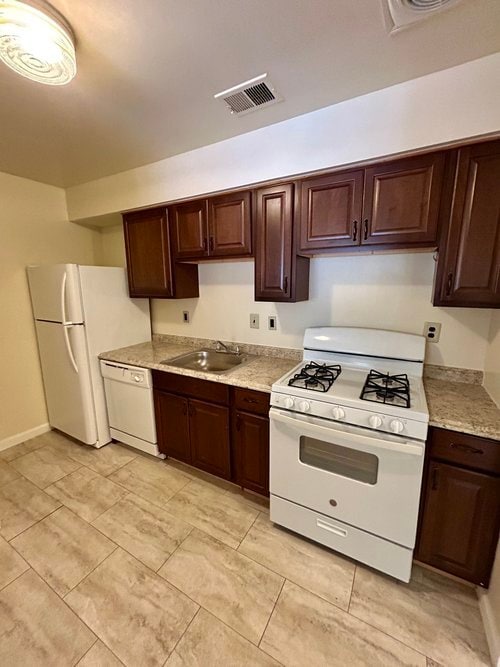 Building Photo - Brooklawn Gardens