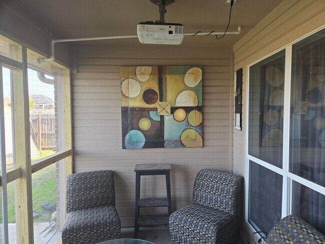 Building Photo - 3408 Lauren St