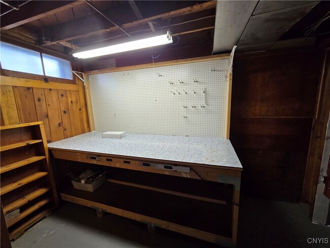 Building Photo - 532 Orwood Pl