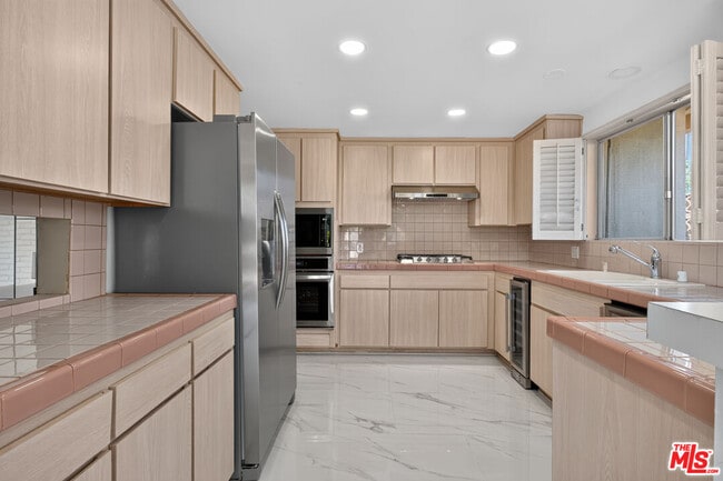 Building Photo - 75562 Camino De Plata N