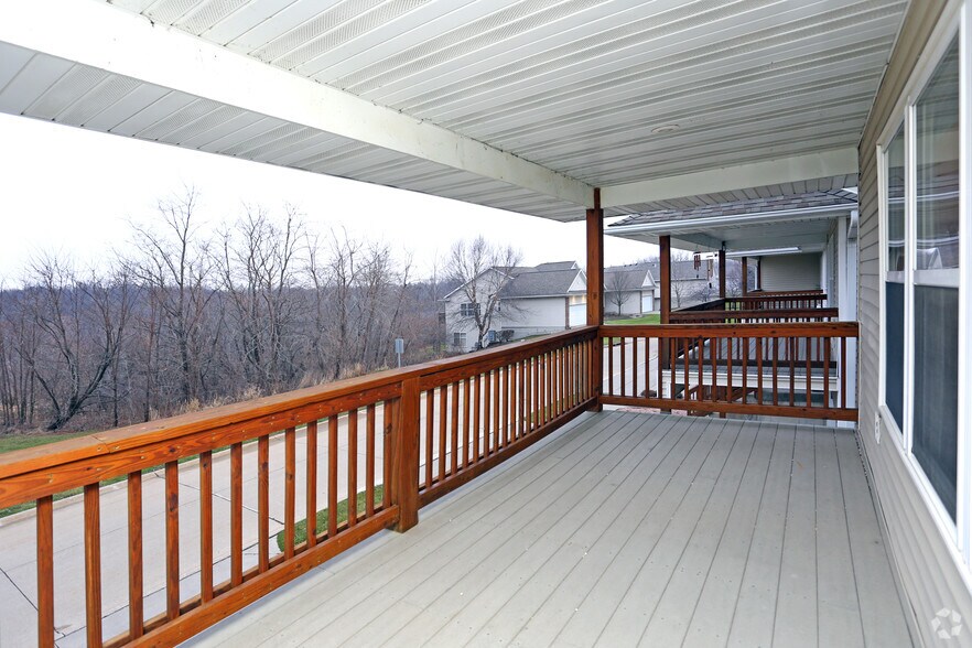 Woodridge Estates 31 Redtail Dr Coralville IA 52241 Apartment Finder