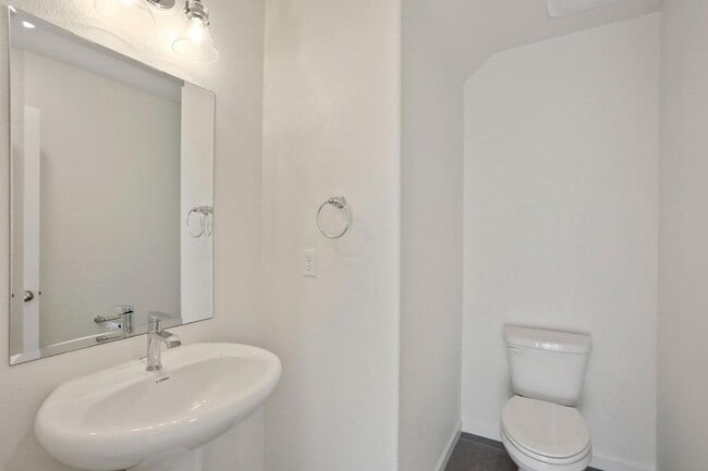 Building Photo - Brand new house ready to be your next home