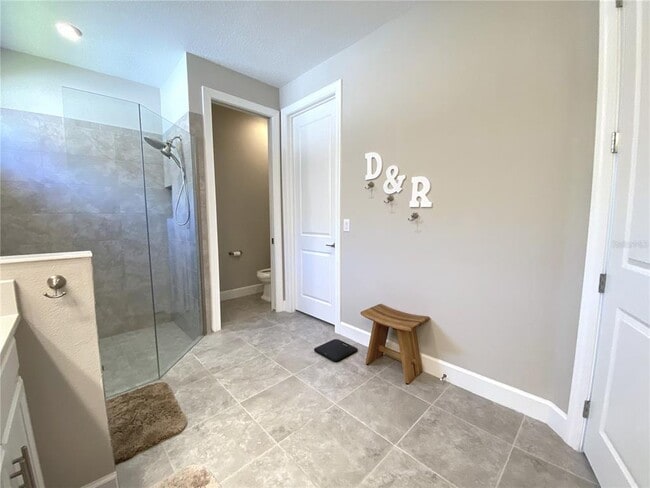 Building Photo - 4520 CRESTPOINT Wy