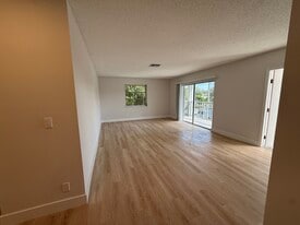 Building Photo - 531 N J St