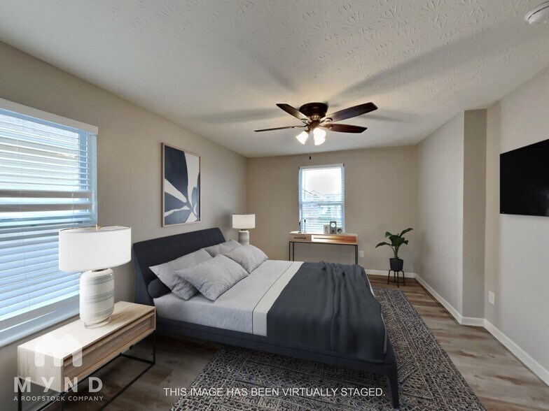 Building Photo - 305 Kear St