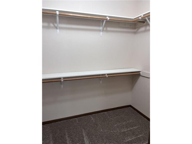 Building Photo - 1706 Lincoln Ave