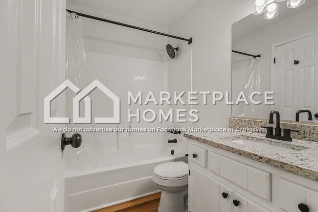 Building Photo - 5415 Glen Haven Dr