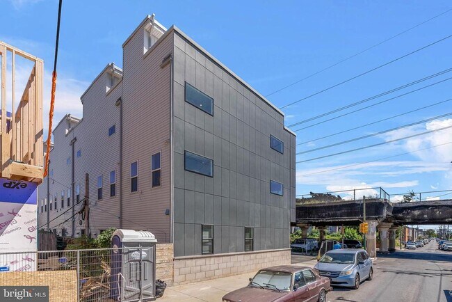 Building Photo - 1548 S 25th St