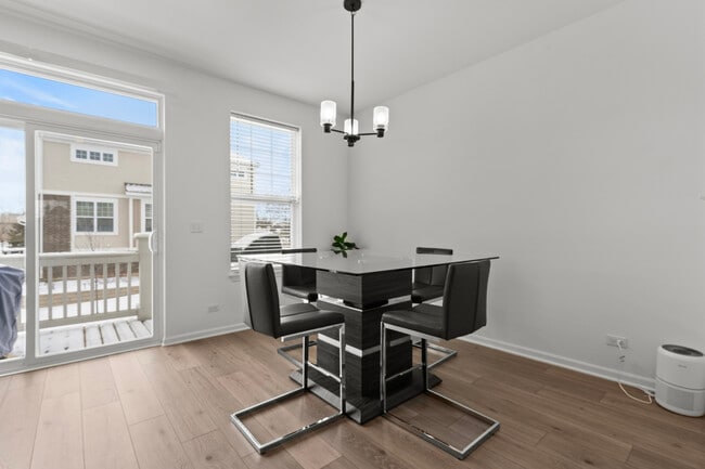 Building Photo - 30W158 Wheeler Cir