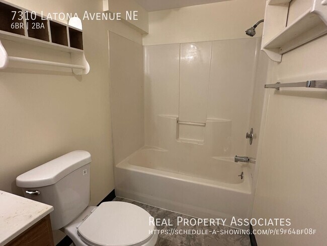 Building Photo - 7310 Latona Ave NE