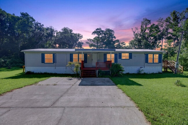 Building Photo - 322 Cedar Creek Rd