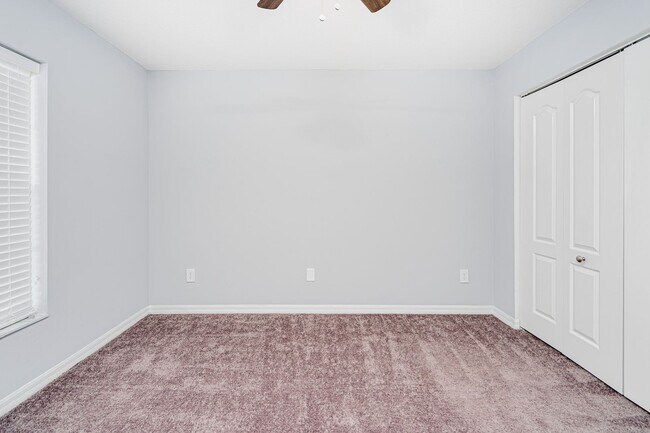 Building Photo - 3 Bedroom Port Orange Home