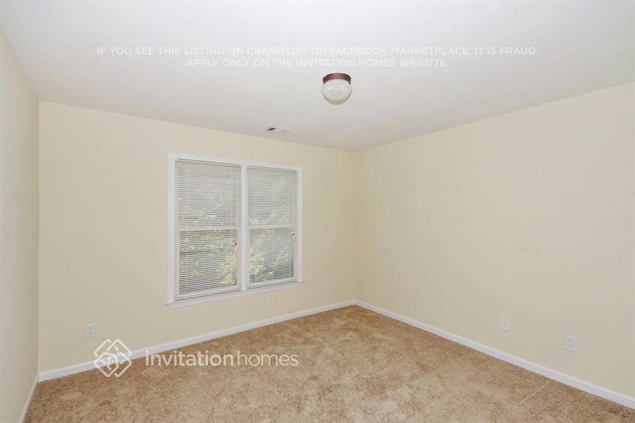Building Photo - 620 Jefferson Pl