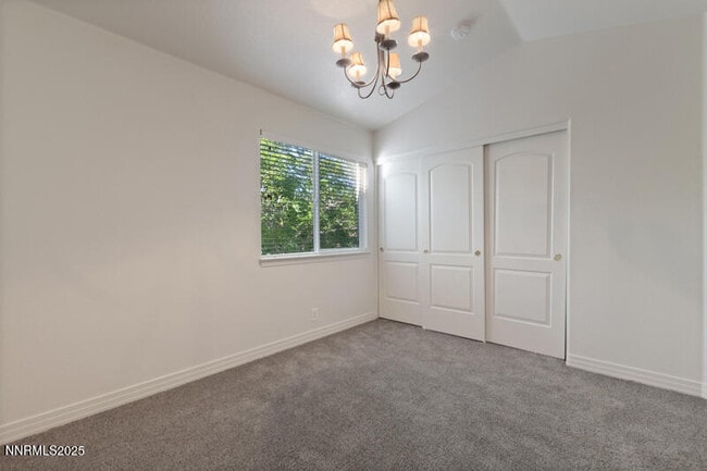 Building Photo - 7021 Heatherwood Dr