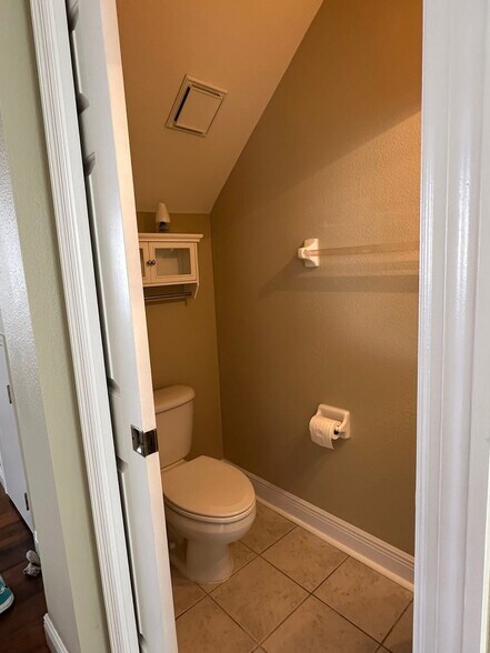 Building Photo - 12346 Country White Cir