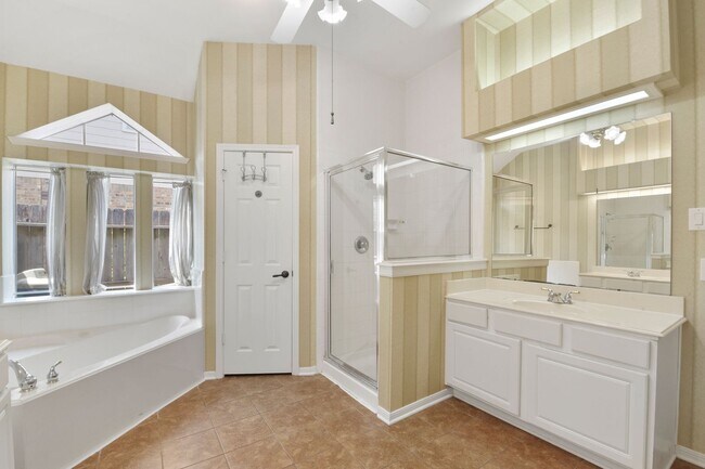 Building Photo - Remodeled & Ready: Bright, Functional Home...