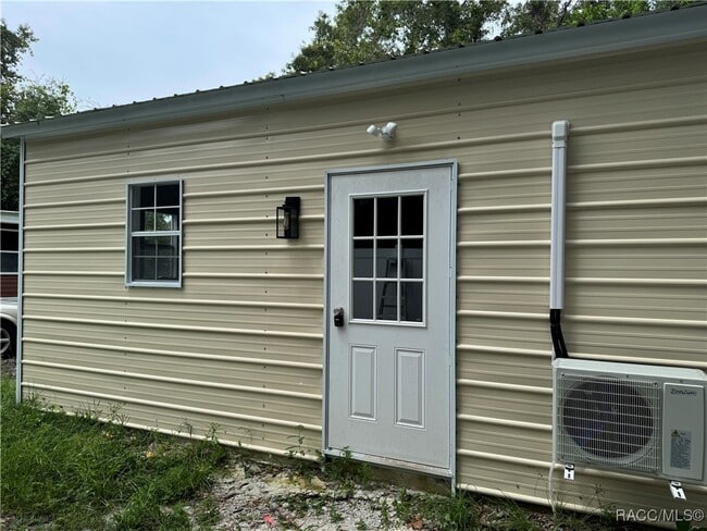 Primary Photo - 6345 W Mango Ln
