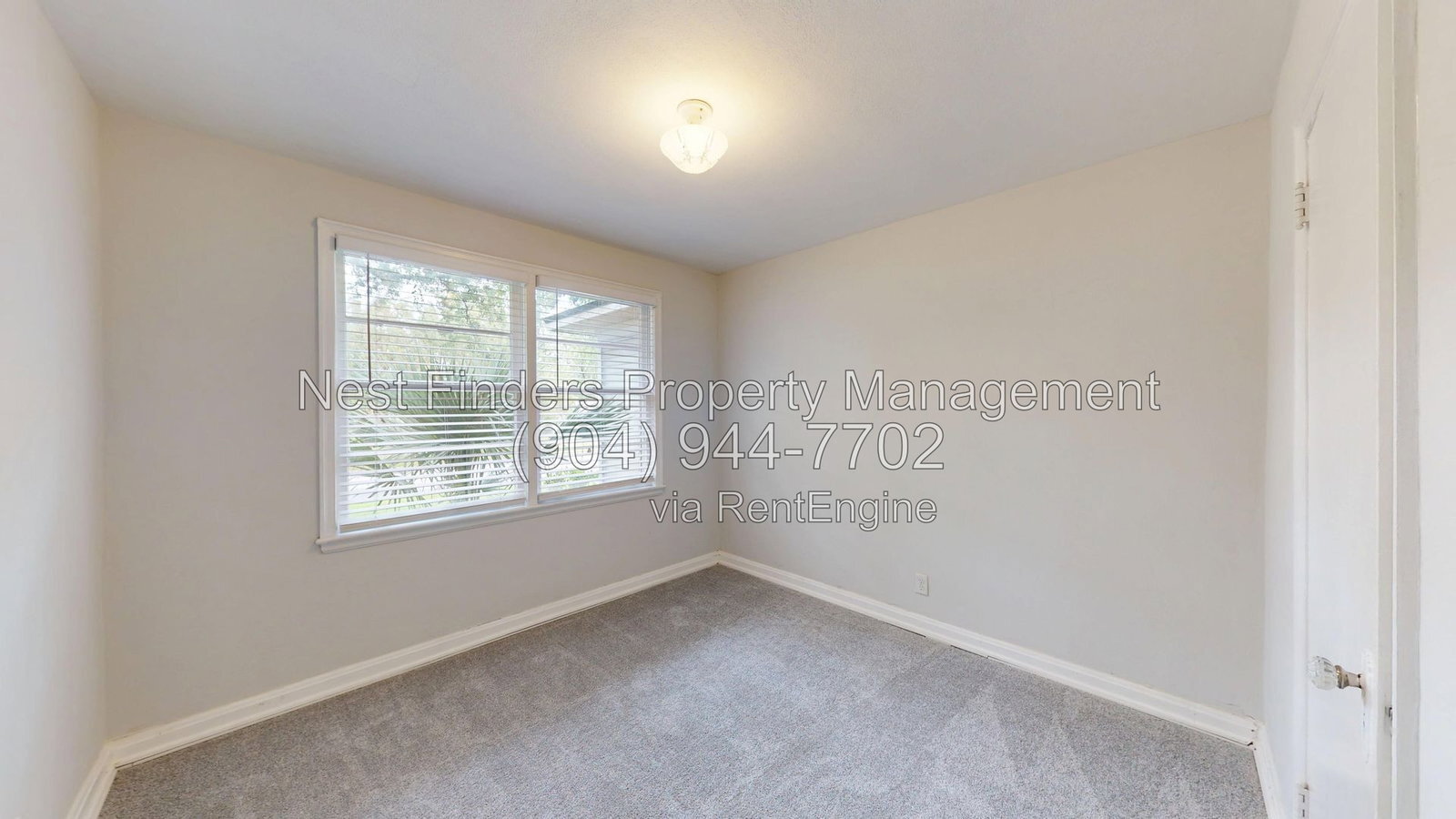 Building Photo - 1230 Lechlade St