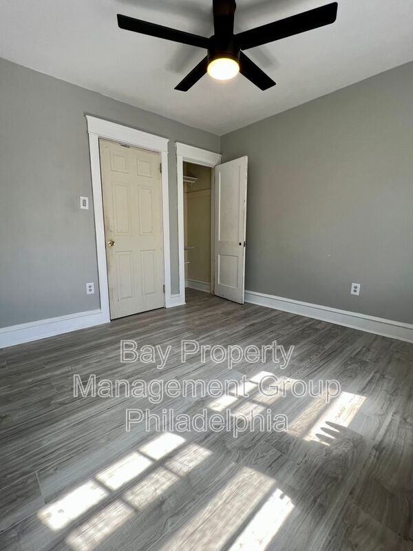 Building Photo - 25 W Parkway Ave