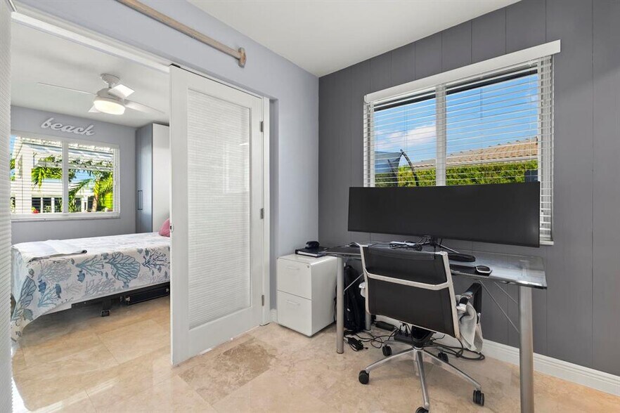 Building Photo - 6251 NE 19th Ter