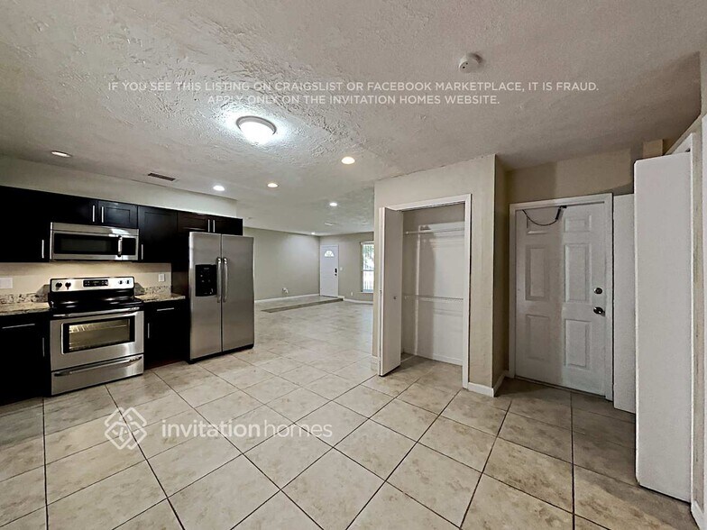 Building Photo - 4913 McKinley St