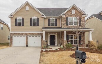 Building Photo - 14007 Highland Meadow Rd
