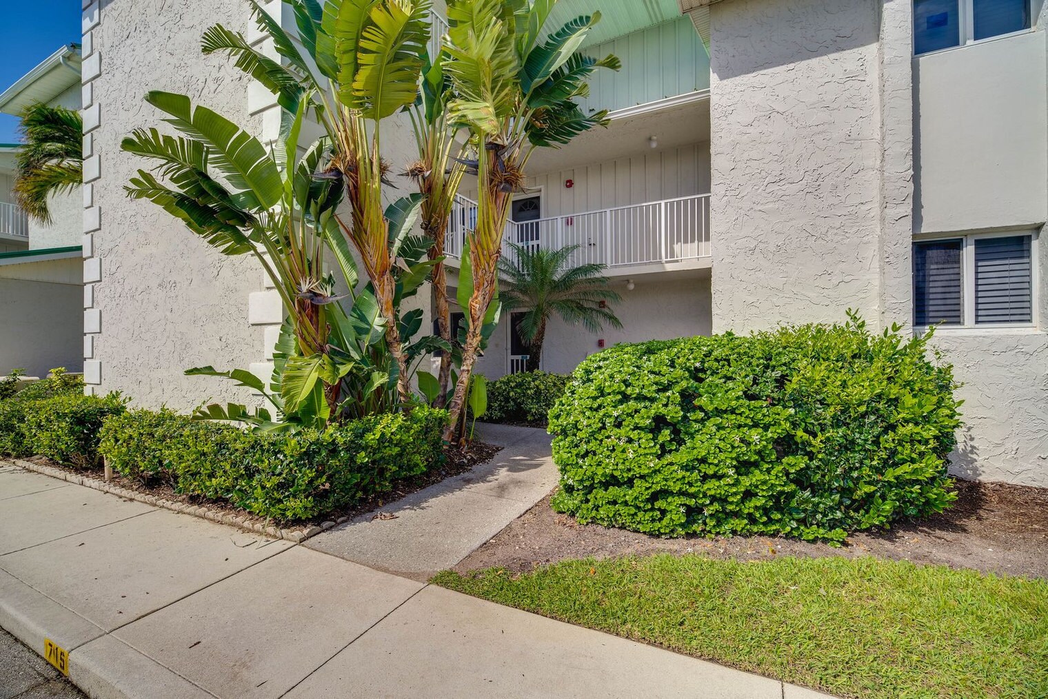 Building Photo - 2400 S Ocean Dr