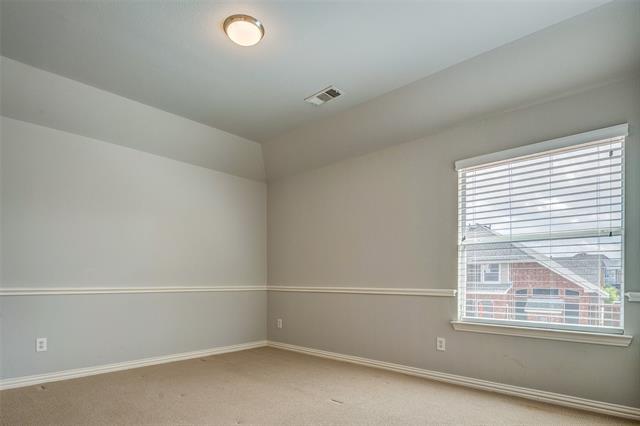 Building Photo - 916 Carlsbad Dr