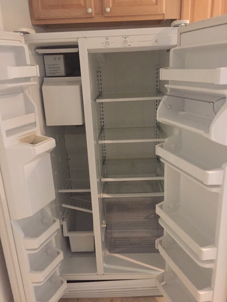 Fridge 1 - 4300 Stablemere Ct