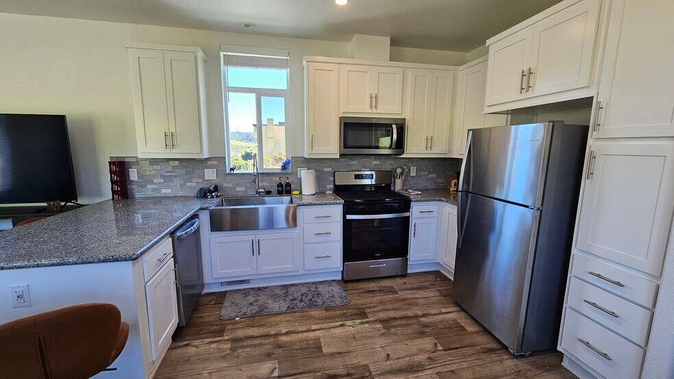 Building Photo - 1446 Carrio Dr