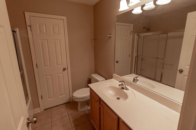 Building Photo - 6900 Madison Creek Dr