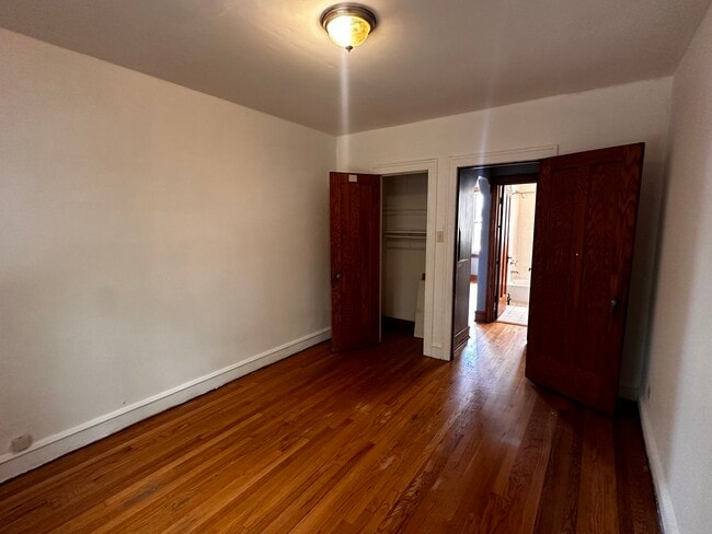 Building Photo - 2835 N Lockwood Ave