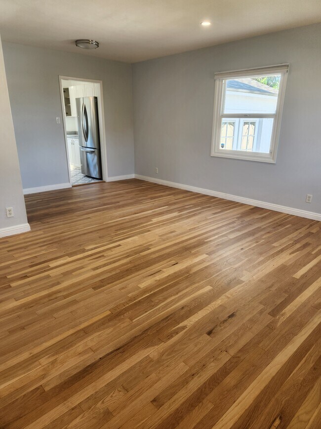 Building Photo - 17832 Rhoda St