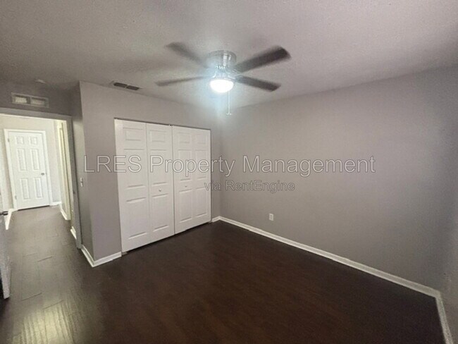 Building Photo - 1605 Terrace Dr