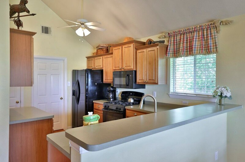 Building Photo - 7501 Diamond Springs Tr