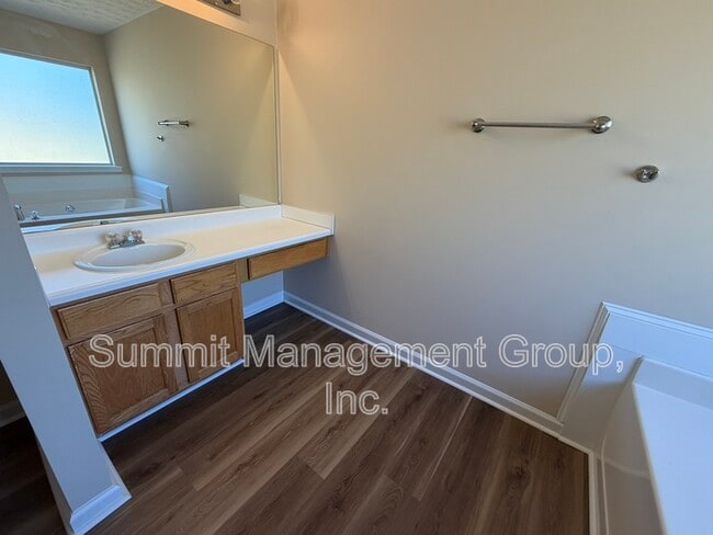 Building Photo - 3965 Brushymill Ct