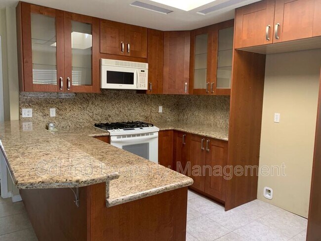 Building Photo - 236 Cheyenne Dr