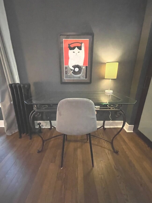 Building Photo - 1057 W Columbia Ave