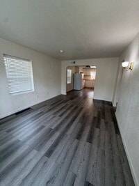 Building Photo - 2410 Englewood Ave