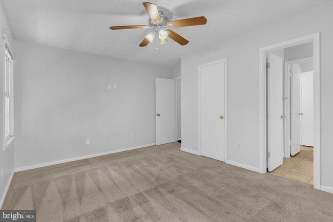 Building Photo - 2124 Duchy Ct