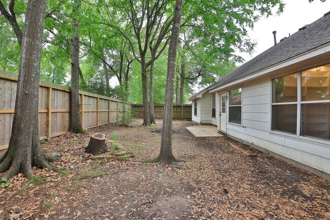 Building Photo - 909 Katie Ln