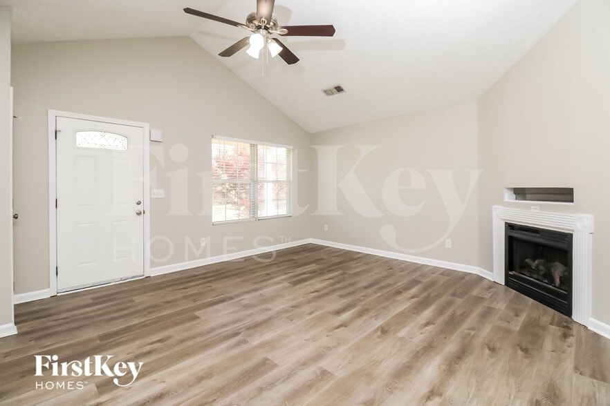 Building Photo - 55 Bramble Bush Trail