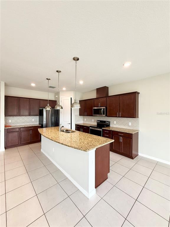 Building Photo - 10843 Rolling Moss Rd