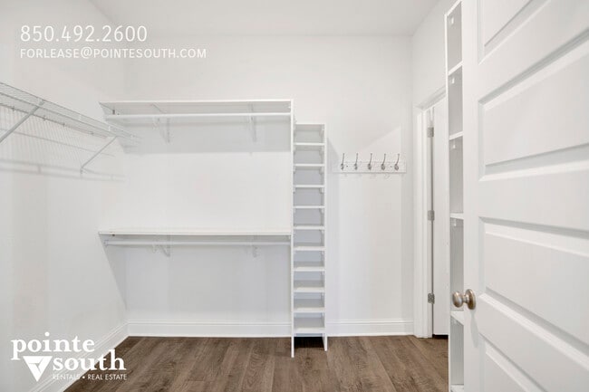 Building Photo - 4299 Montague Dr